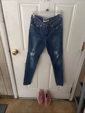 Levi's Women's Ripped Dark Blue Skinny Jeans